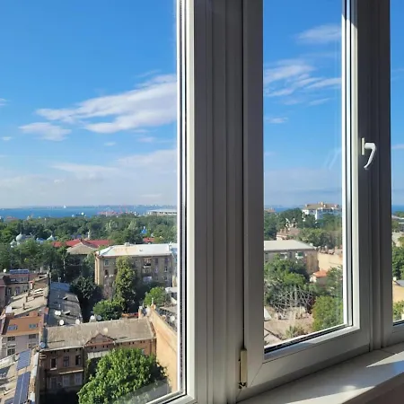 2 Bedrooms, Great View, Park Shevchenko * Odesa