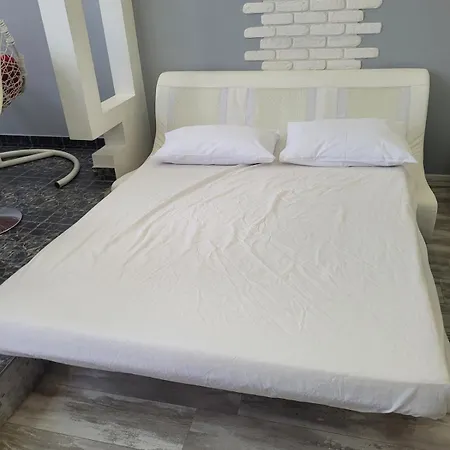 Apartment 2 Bedrooms, Great View, Park Shevchenko
